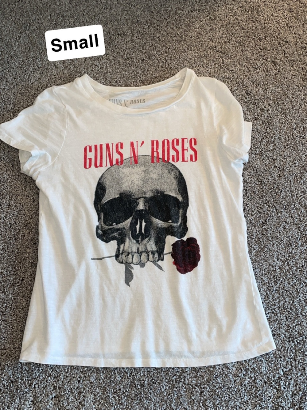 Women's White Graphic Short Sleeve Tee - Small